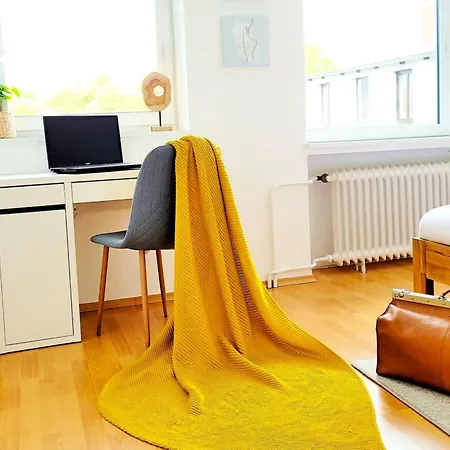Apartamento Stylish With Balcony, Cleaning Included Wilhelmshaven